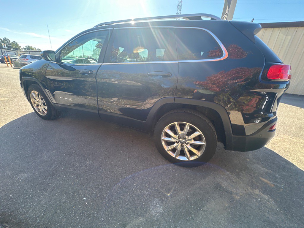 2015 Jeep Cherokee Image 6