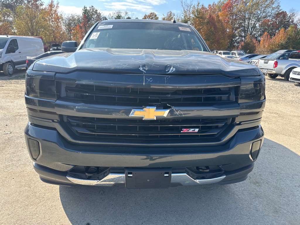 2017 Chevrolet Silverado 1500 Image 2