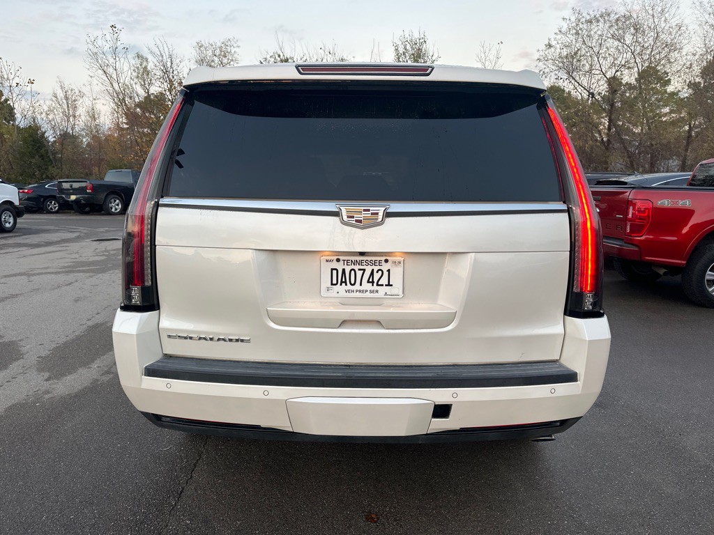 2015 Cadillac Escalade Image 5