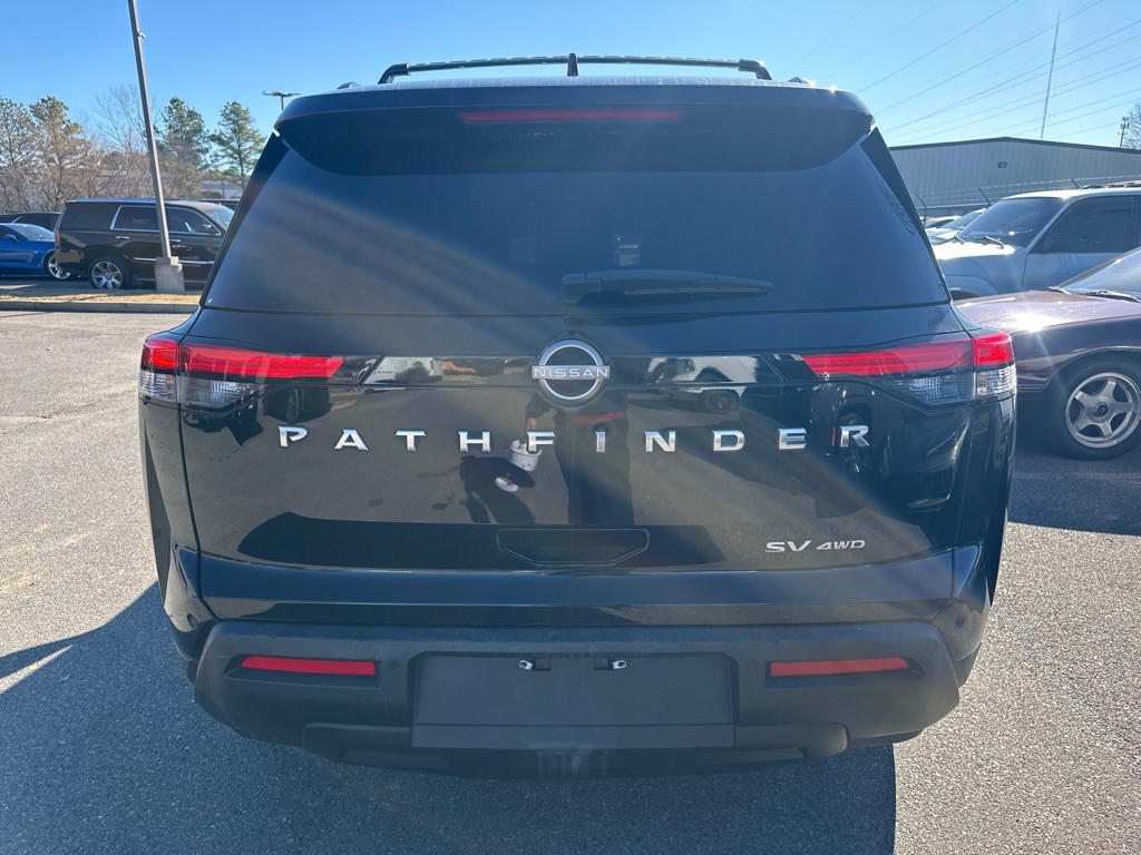 2023 Nissan Pathfinder Image 5