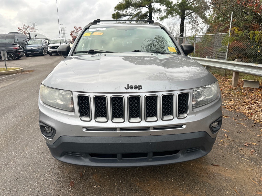 2016 Jeep Compass Image 2