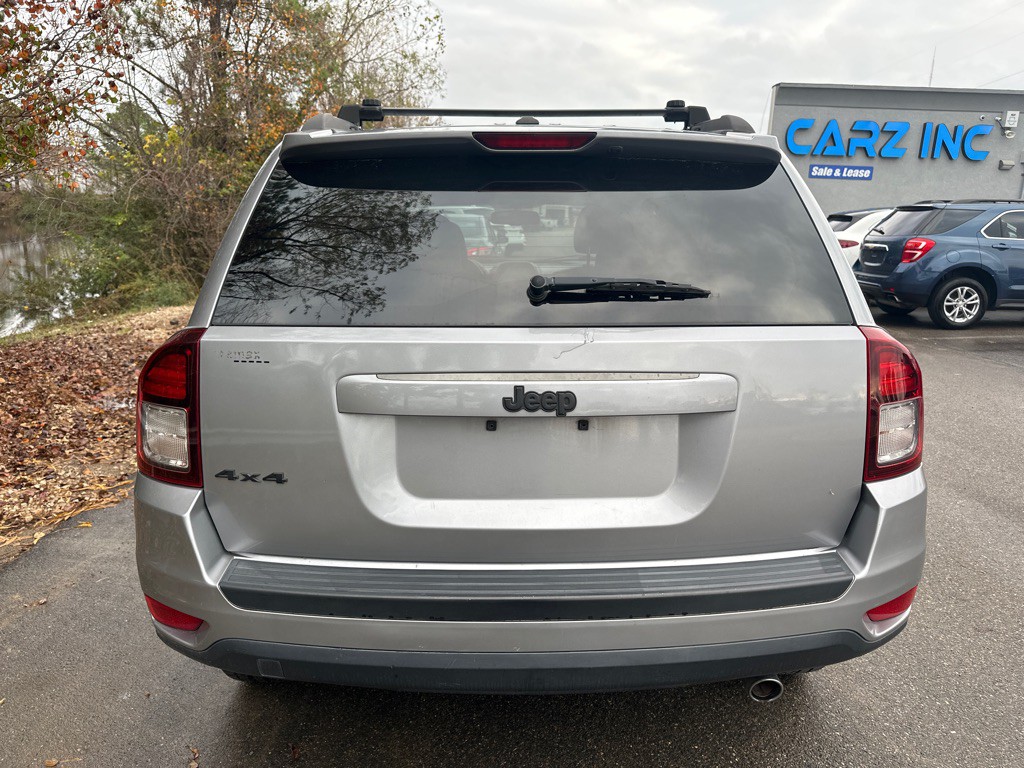 2016 Jeep Compass Image 5