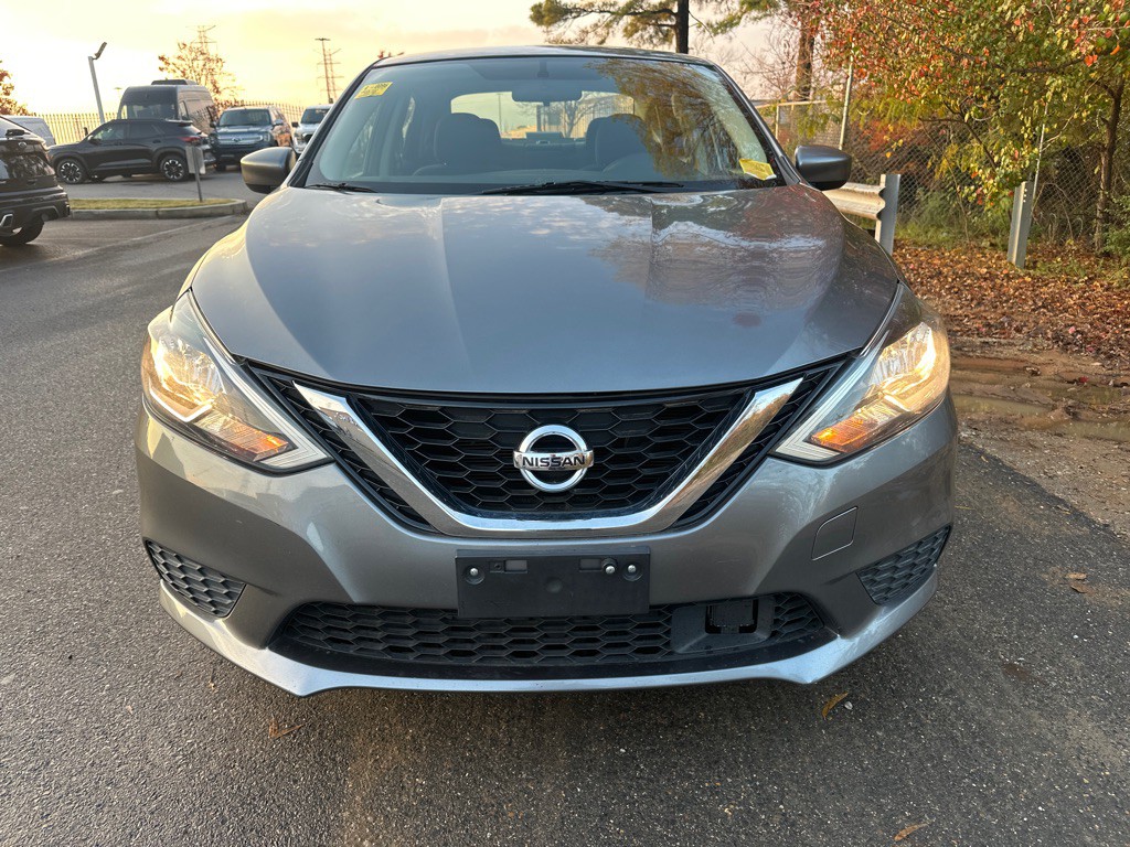 2019 Nissan Sentra Image 2