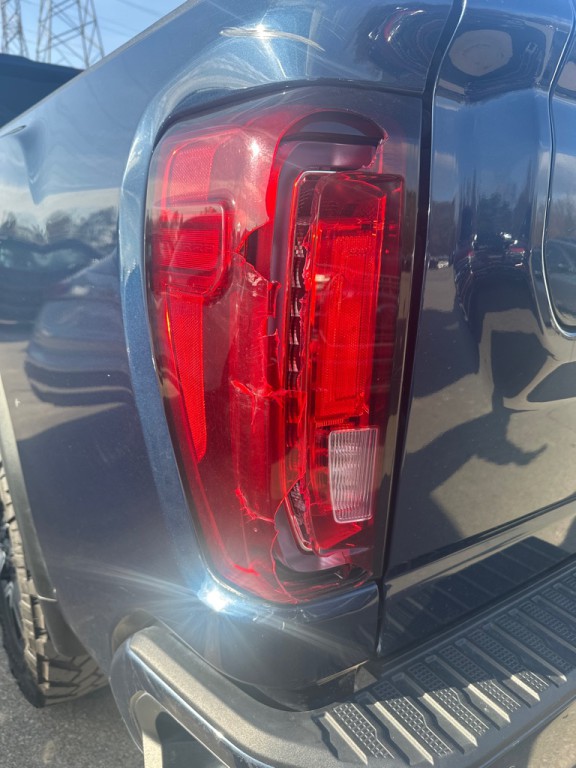 2022 GMC Sierra Image 7