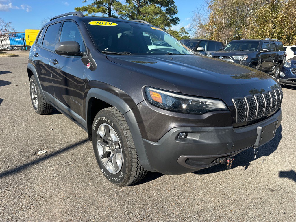 2019 Jeep Cherokee Image 3