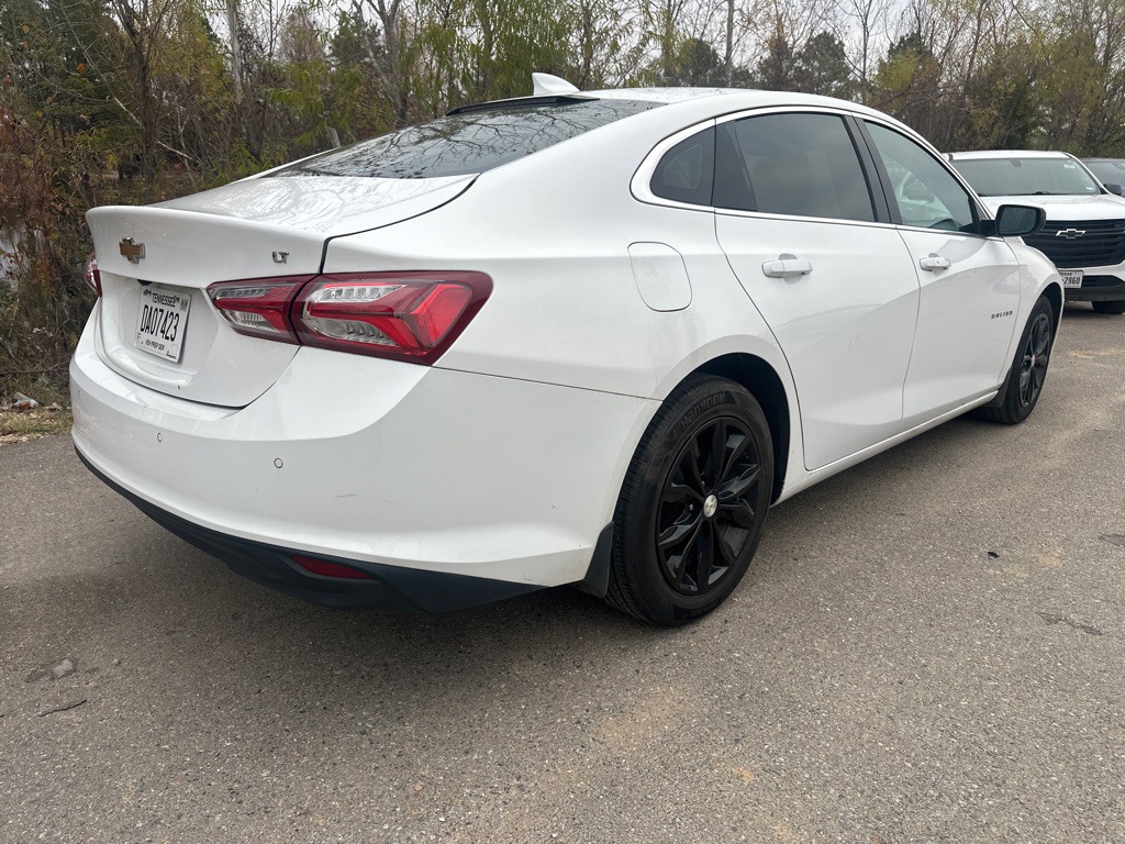 2019 Chevrolet Malibu Image 4