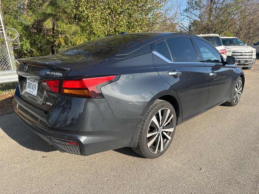 2020 Nissan Altima Image 4