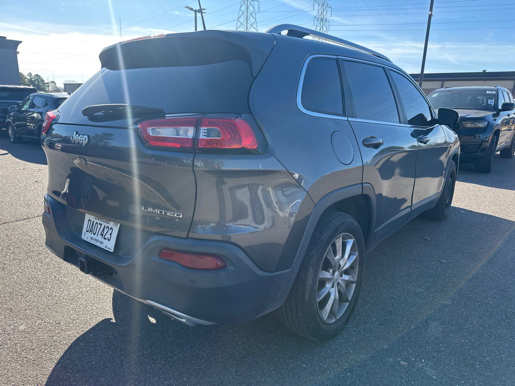 2018 Jeep Cherokee Image 4