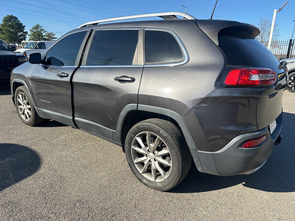 2018 Jeep Cherokee Image 6