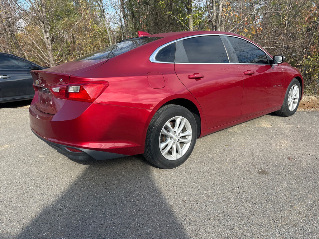 2016 Chevrolet Malibu Image 4