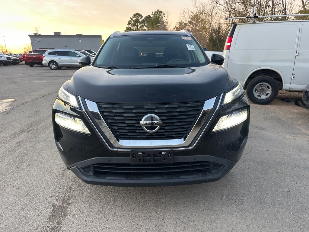 2021 Nissan Rogue Image 2