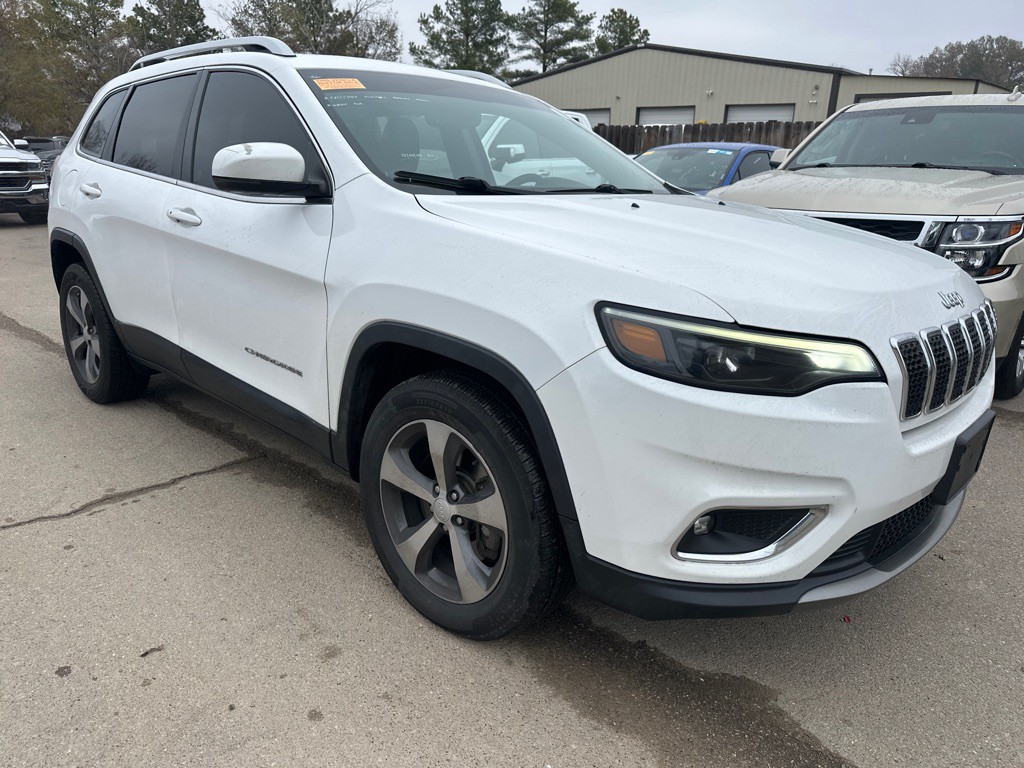 2019 Jeep Cherokee Image 3