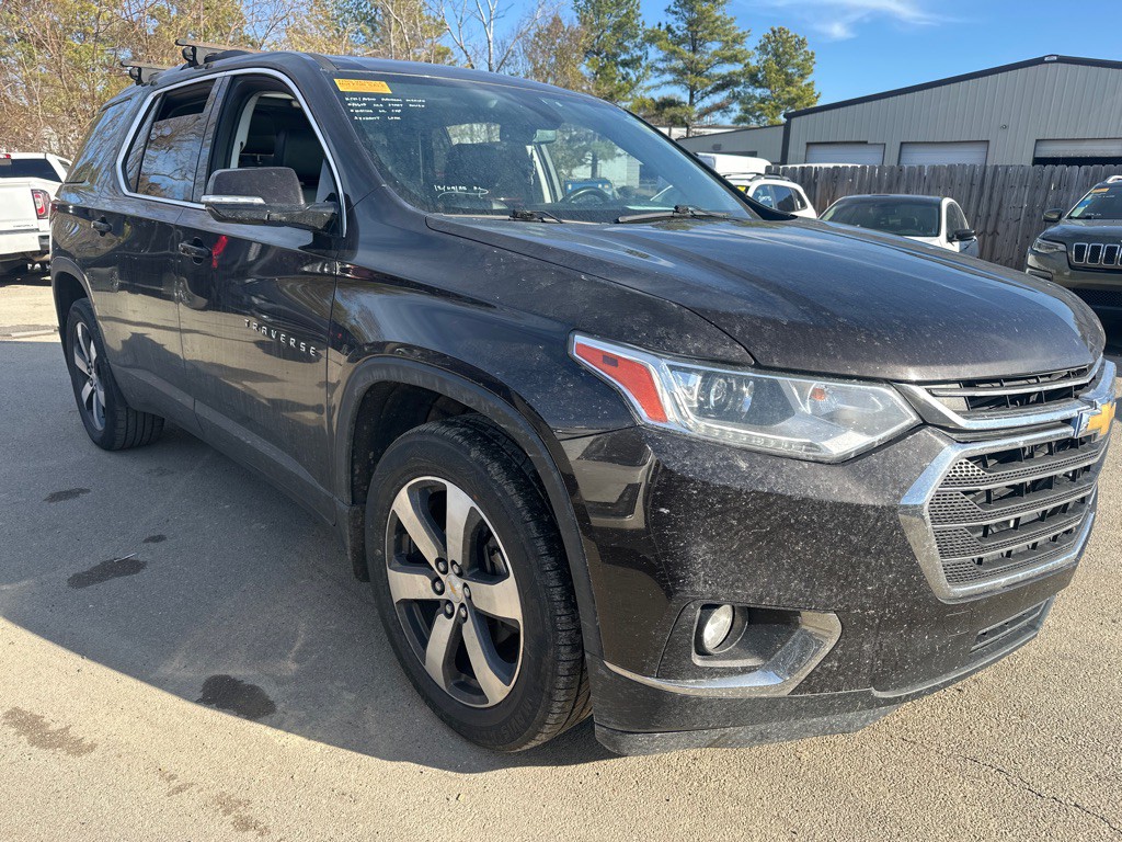 2018 Chevrolet Traverse Image 3