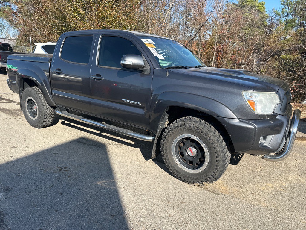 2015 Toyota Tacoma Image 3