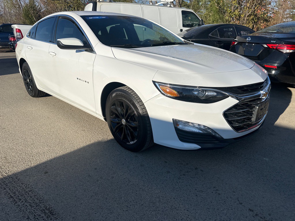 2020 Chevrolet Malibu Image 3