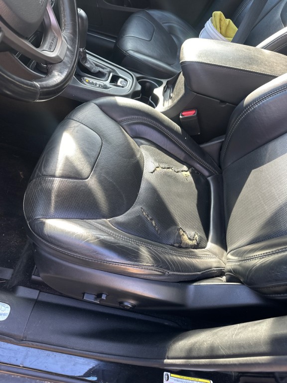 2019 Jeep Cherokee Image 10