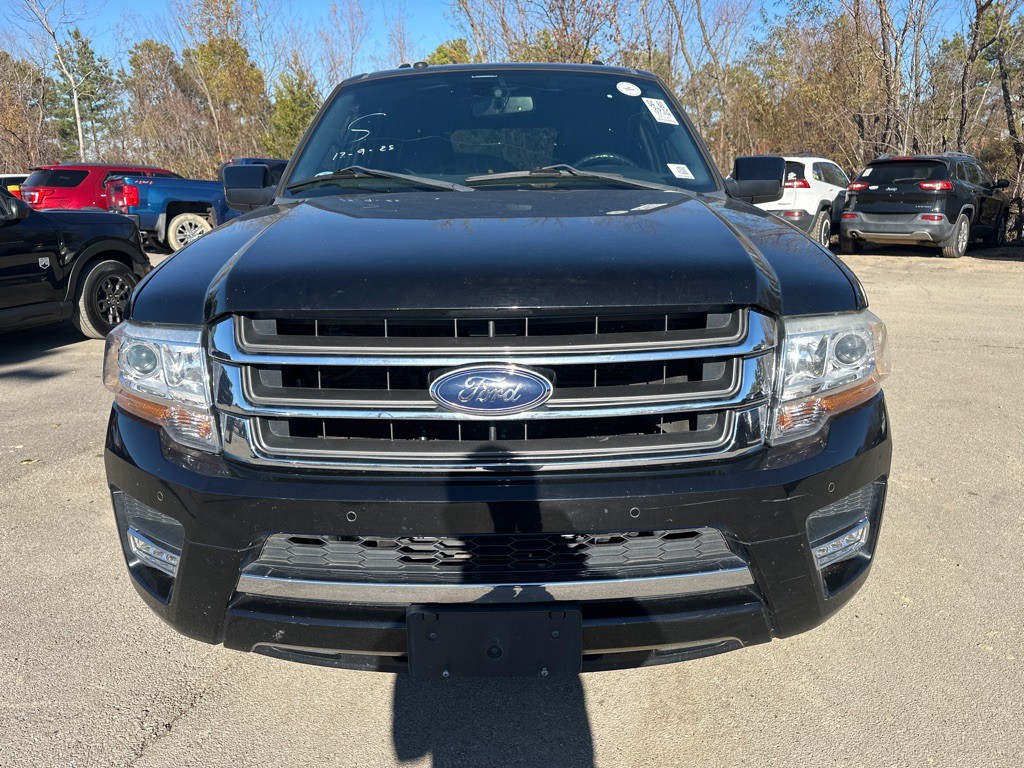 2017 Ford Expedition Image 2