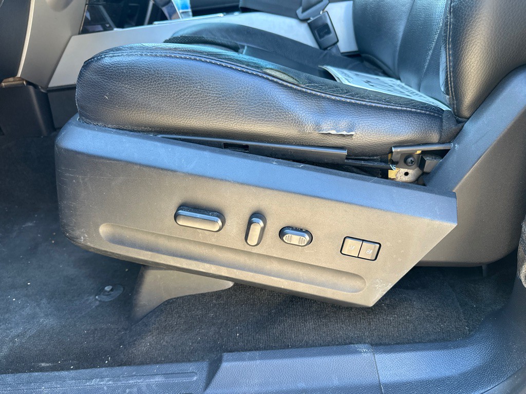 2017 Ford Expedition Image 8