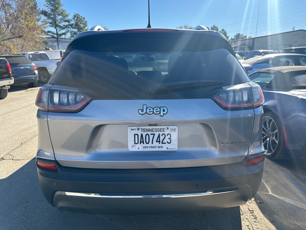 2019 Jeep Cherokee Image 5