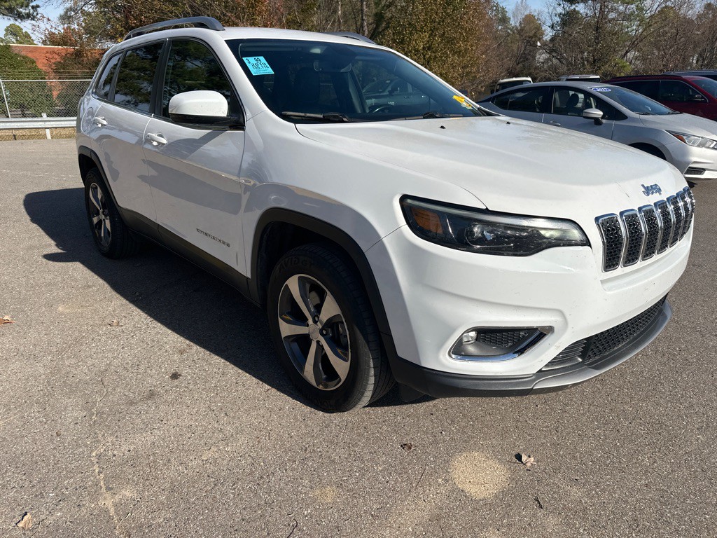 2019 Jeep Cherokee Image 3