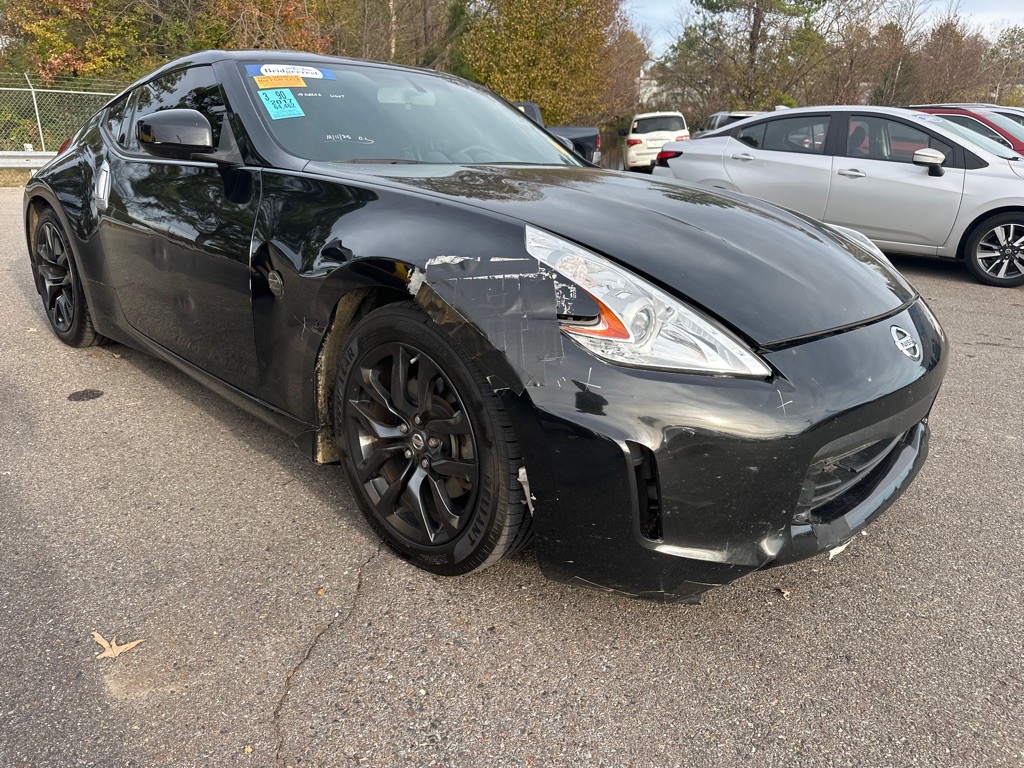 2017 Nissan 370Z Image 3
