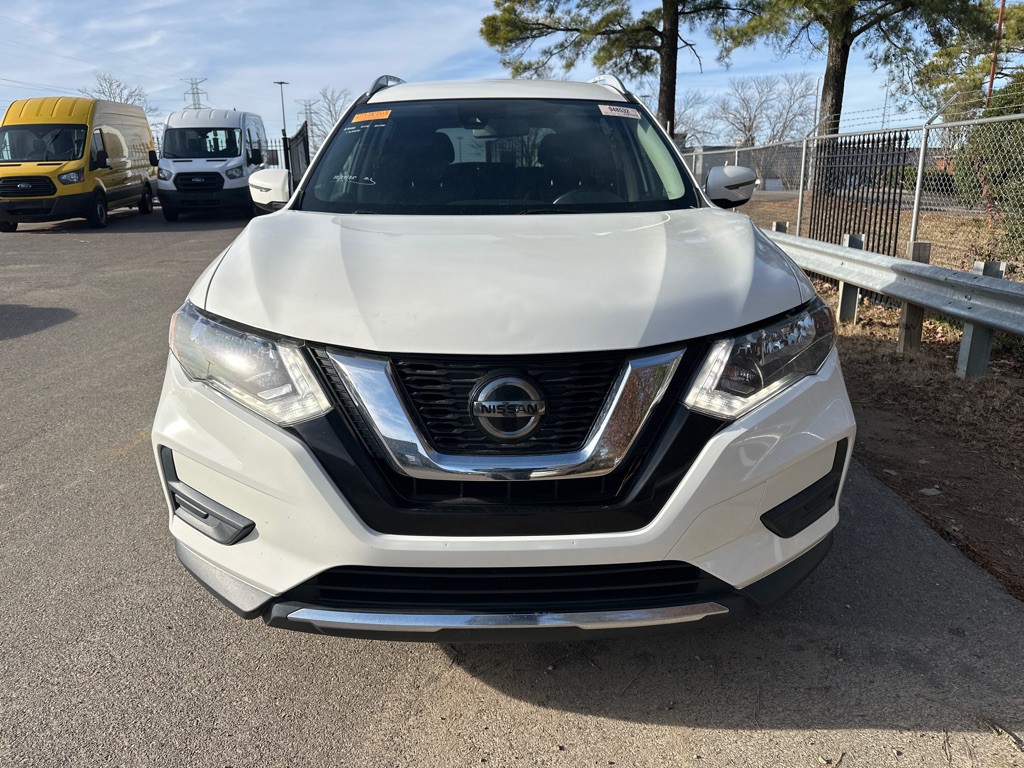 2020 Nissan Rogue Image 2