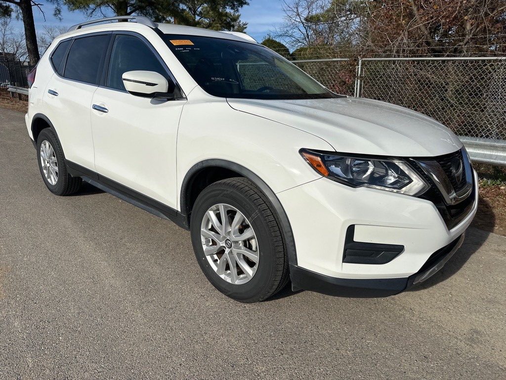 2020 Nissan Rogue Image 3
