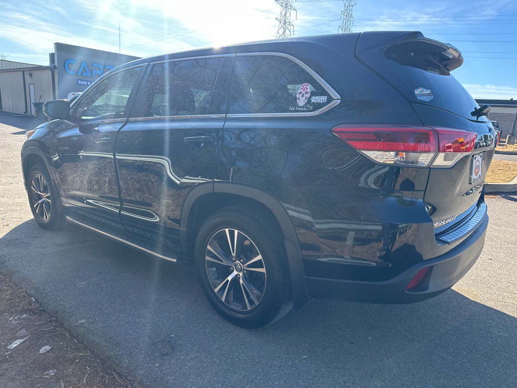 2018 Toyota Highlander Image 6