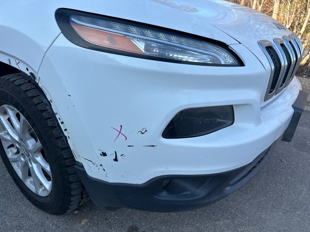 2018 Jeep Cherokee Image 11