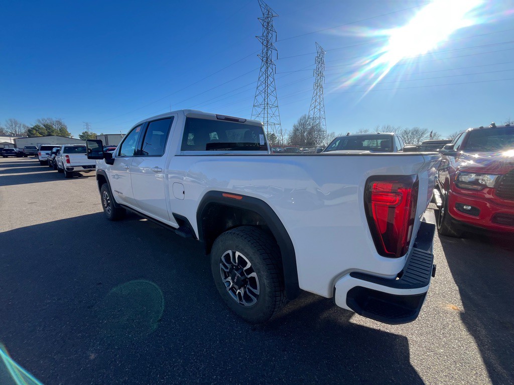 2022 GMC Sierra Image 5