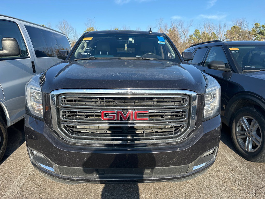 2017 GMC Yukon Image 2