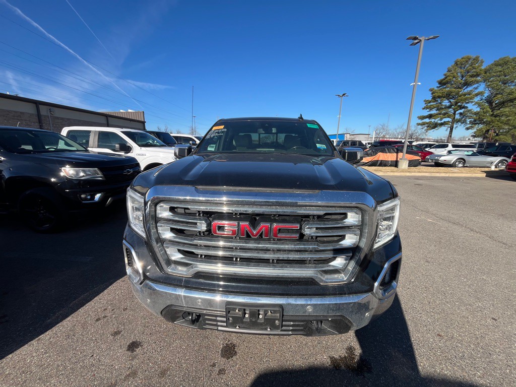 2021 GMC Sierra Image 2