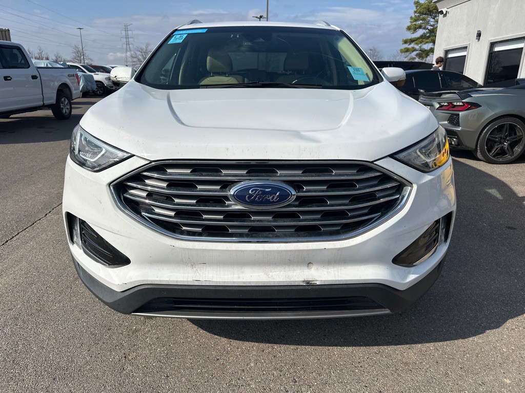 2020 Ford Edge Image 2