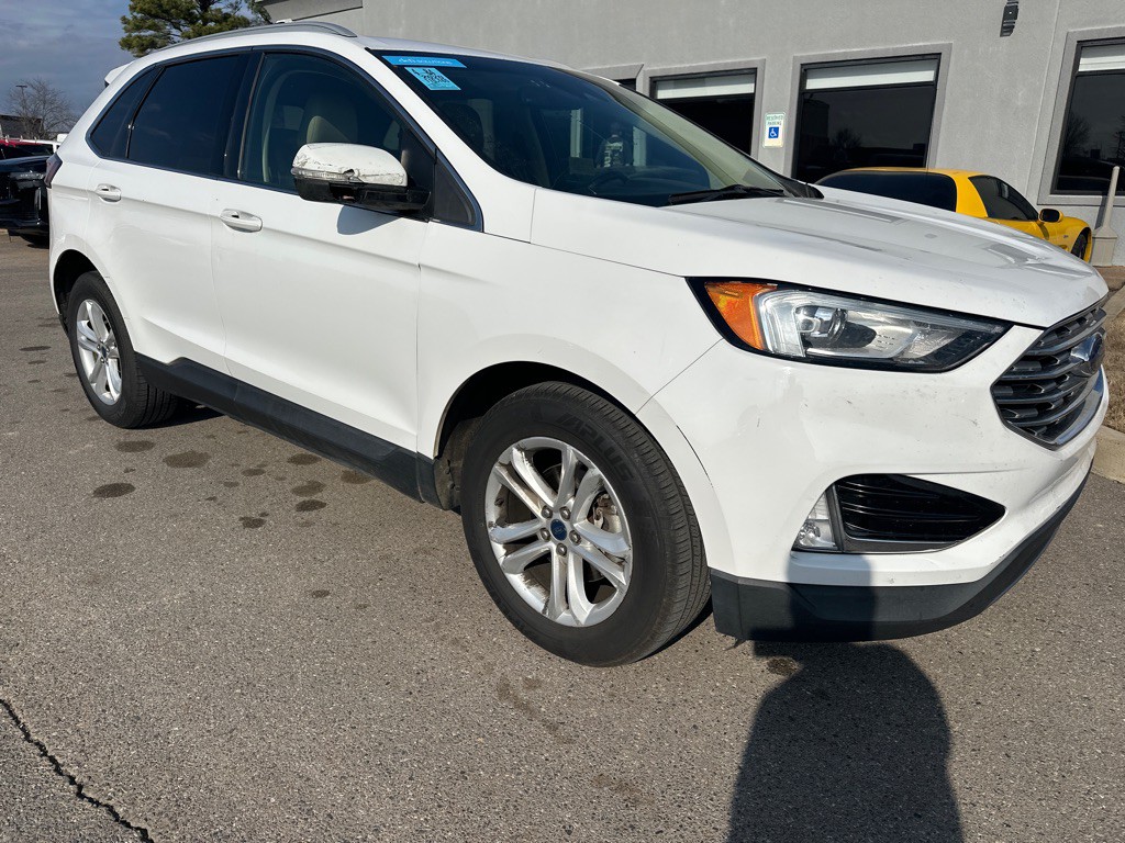 2020 Ford Edge Image 3