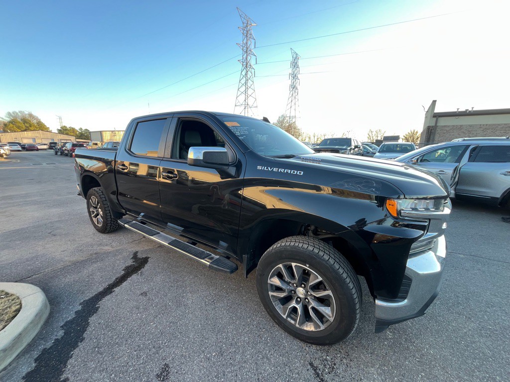 2020 Chevrolet Silverado 1500 Image 1