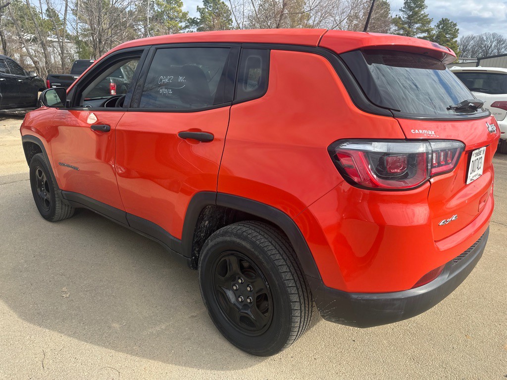 2018 Jeep Compass Image 6