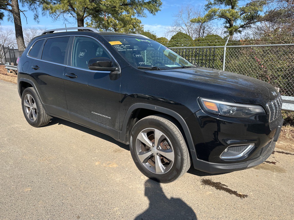 2019 Jeep Cherokee Image 3