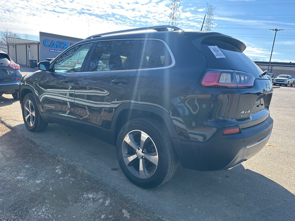 2019 Jeep Cherokee Image 6