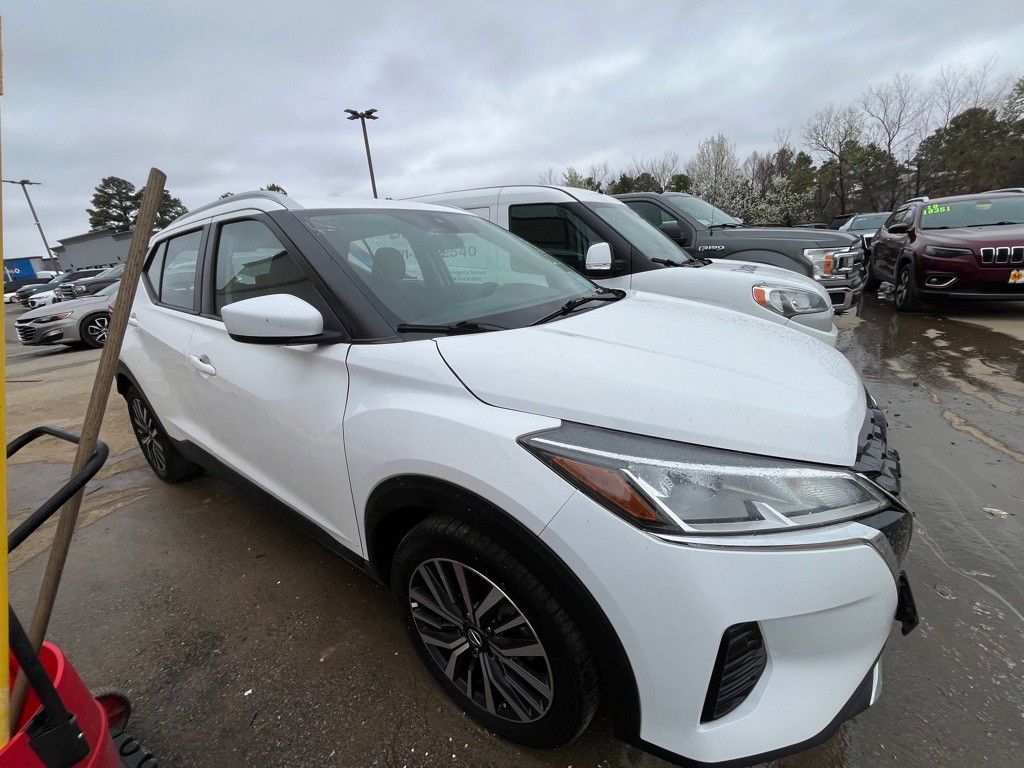 2021 Nissan Kicks Image 3