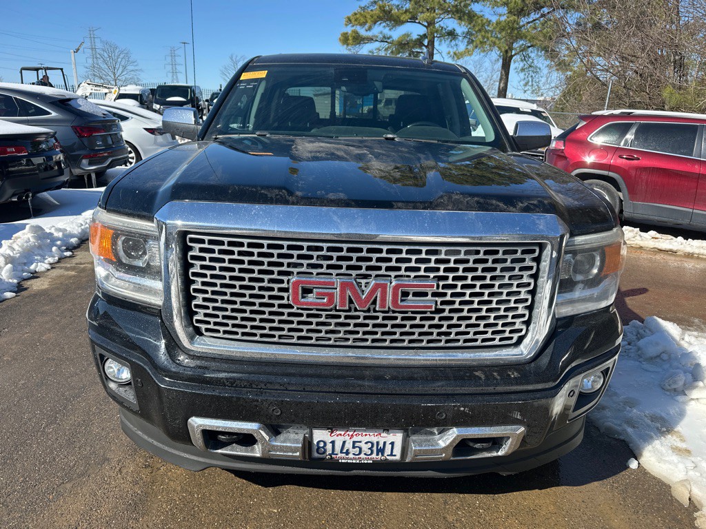 2015 GMC Sierra Image 2