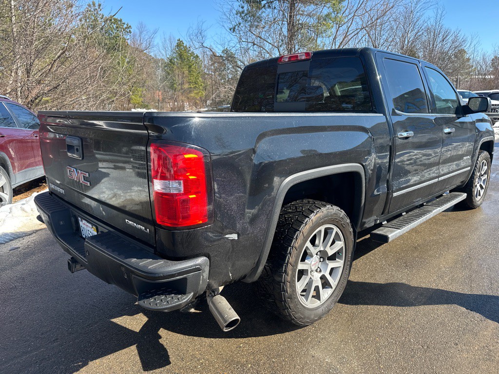 2015 GMC Sierra Image 4