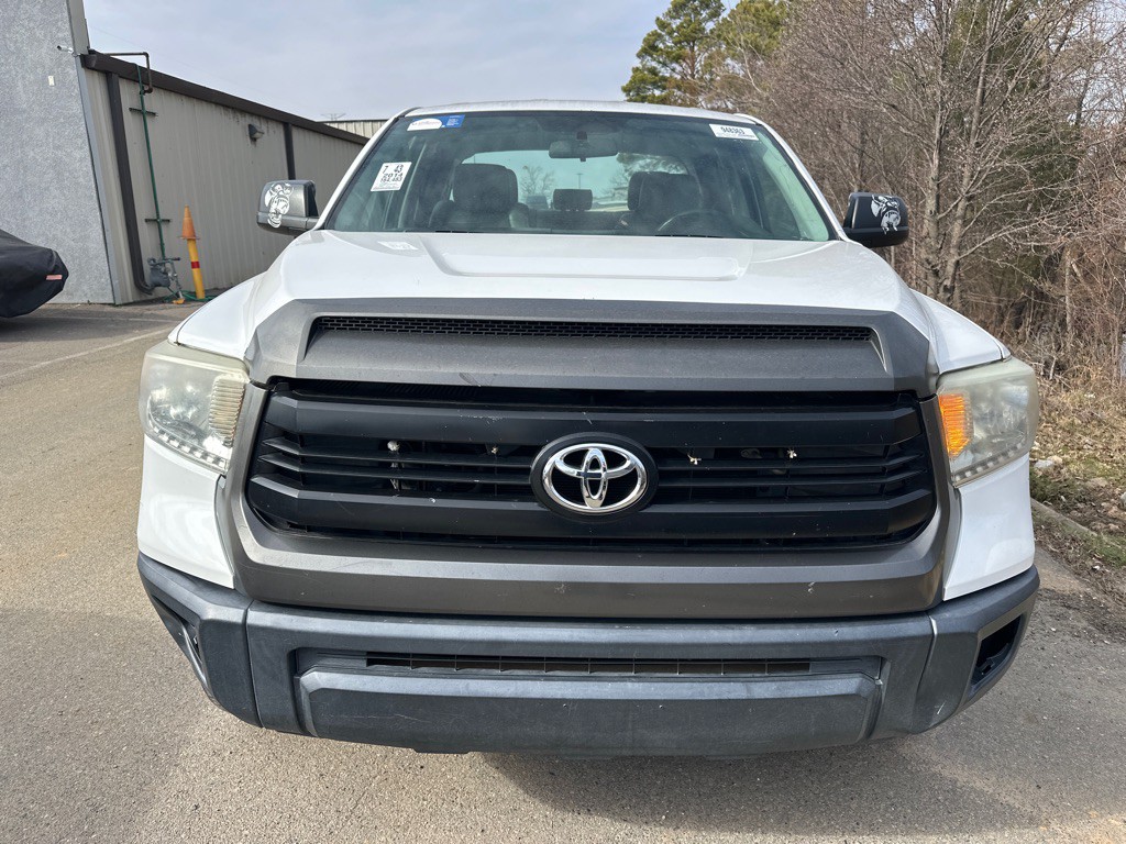 2014 Toyota Tundra Image 2