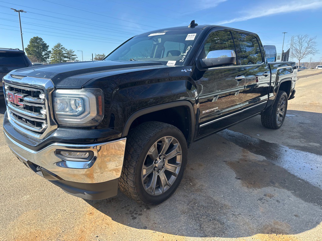2017 GMC Sierra Image 1