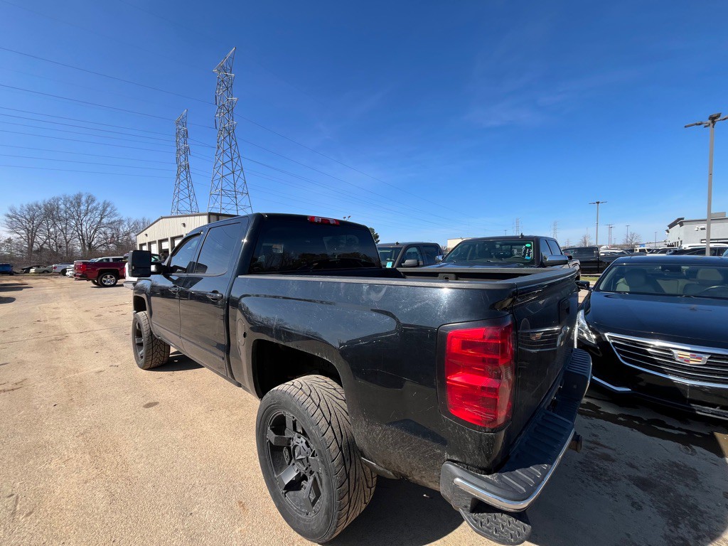 2015 Chevrolet Silverado 1500 Image 2