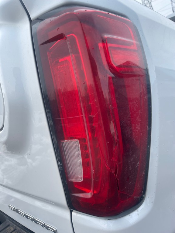 2019 GMC Sierra Image 9