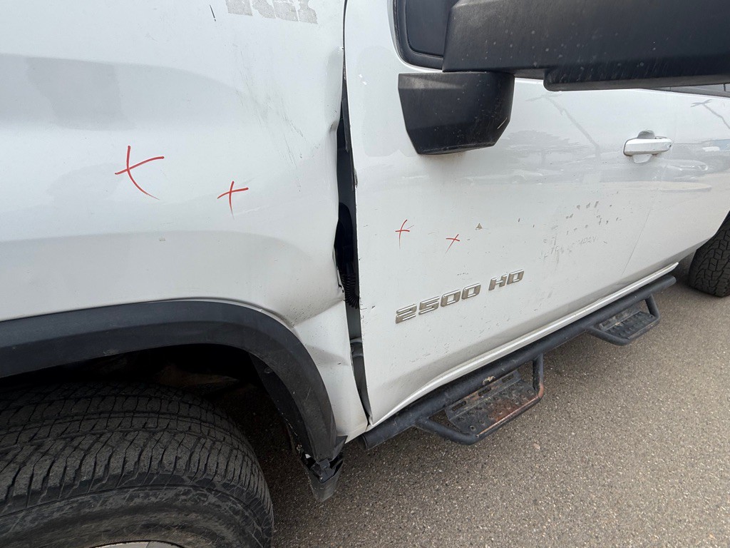 2022 Chevrolet Silverado 1500 Image 2