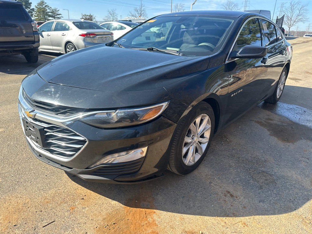 2019 Chevrolet Malibu Image 1