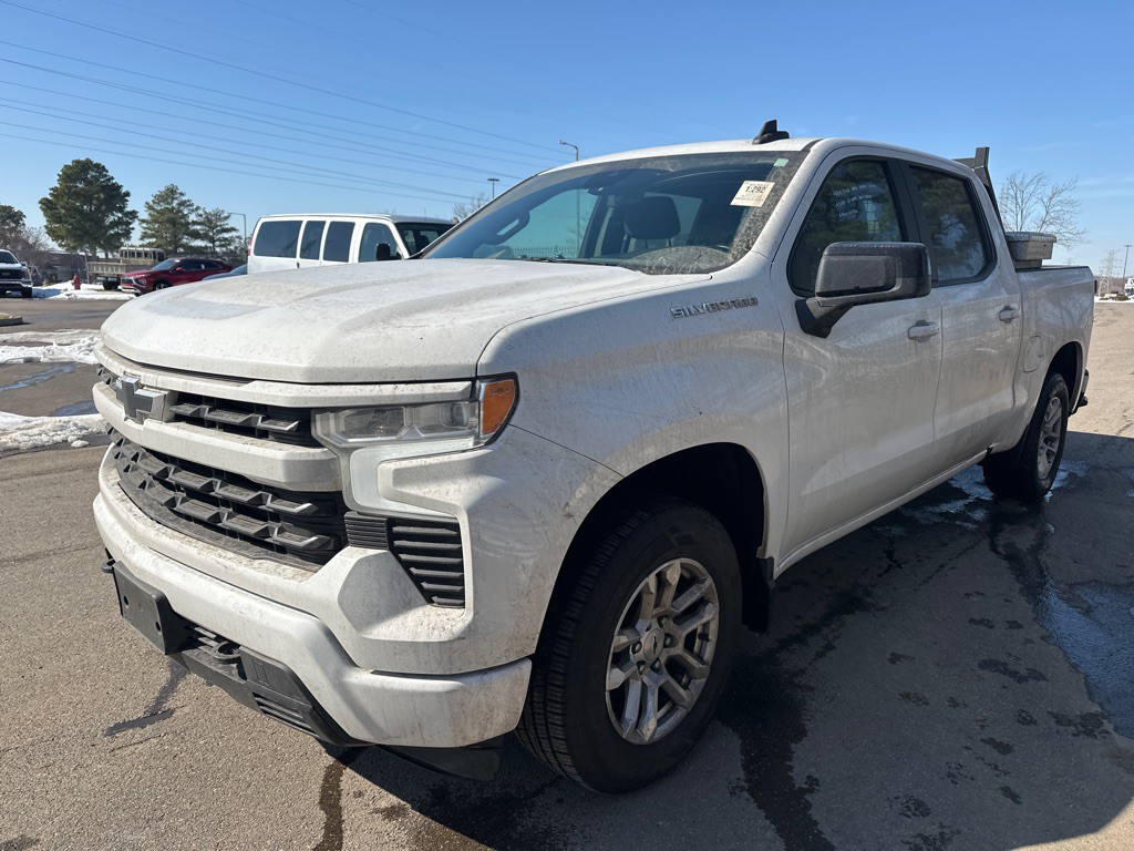 2022 Chevrolet Silverado 1500 Image 1