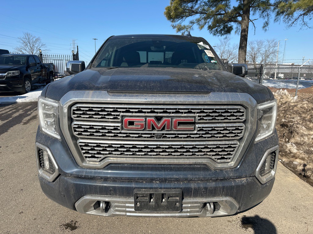 2022 GMC Sierra Image 2