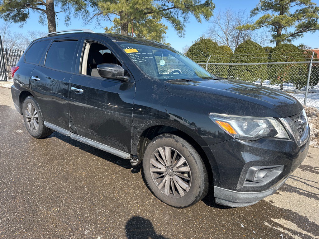 2019 Nissan Pathfinder Image 3